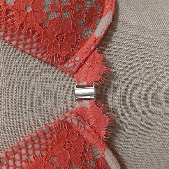 🥰EUC Victoria's Secret Dream Angels Wicked Push Up Front Close Racerback, 32DD - Picture 4 of 13